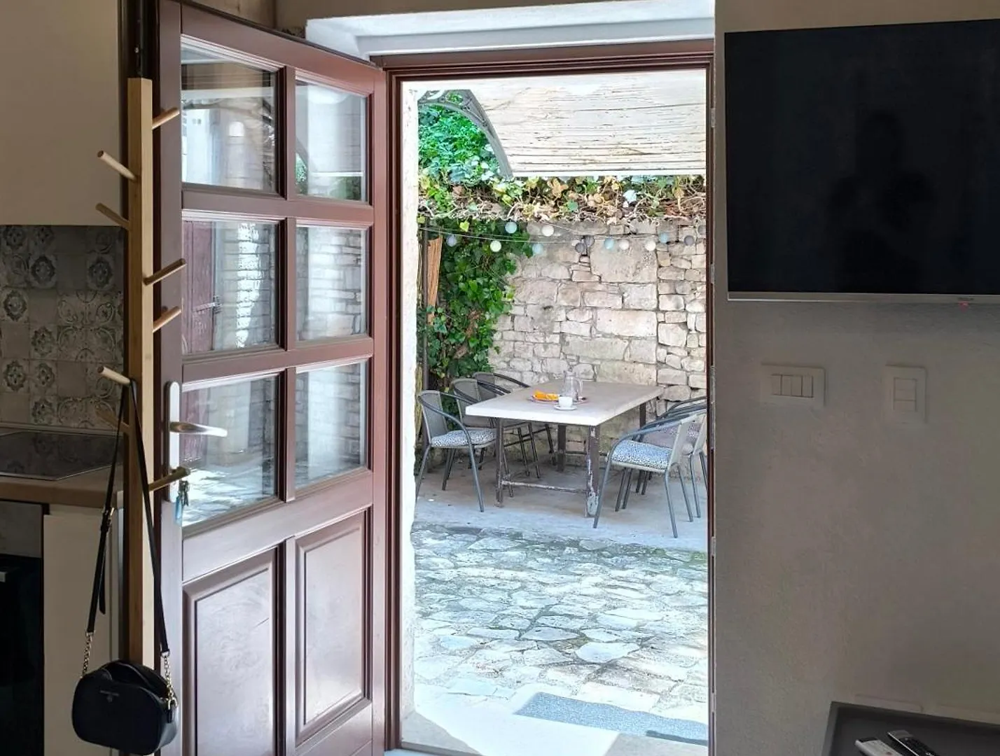 Old Town Stone House Villa Pula 0*,  Croatia